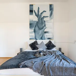 Yeshello Station Apartment Wien